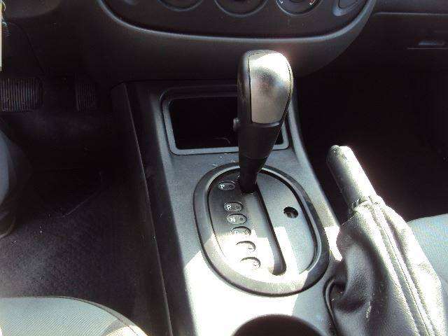 2005 Ford Escape XLS 4dr SUV